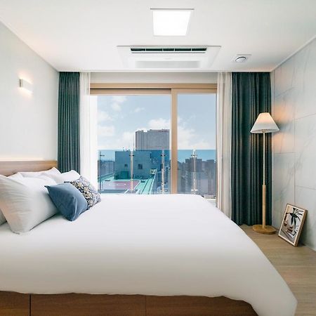 Urbanstay Jeju Airport Экстерьер фото
