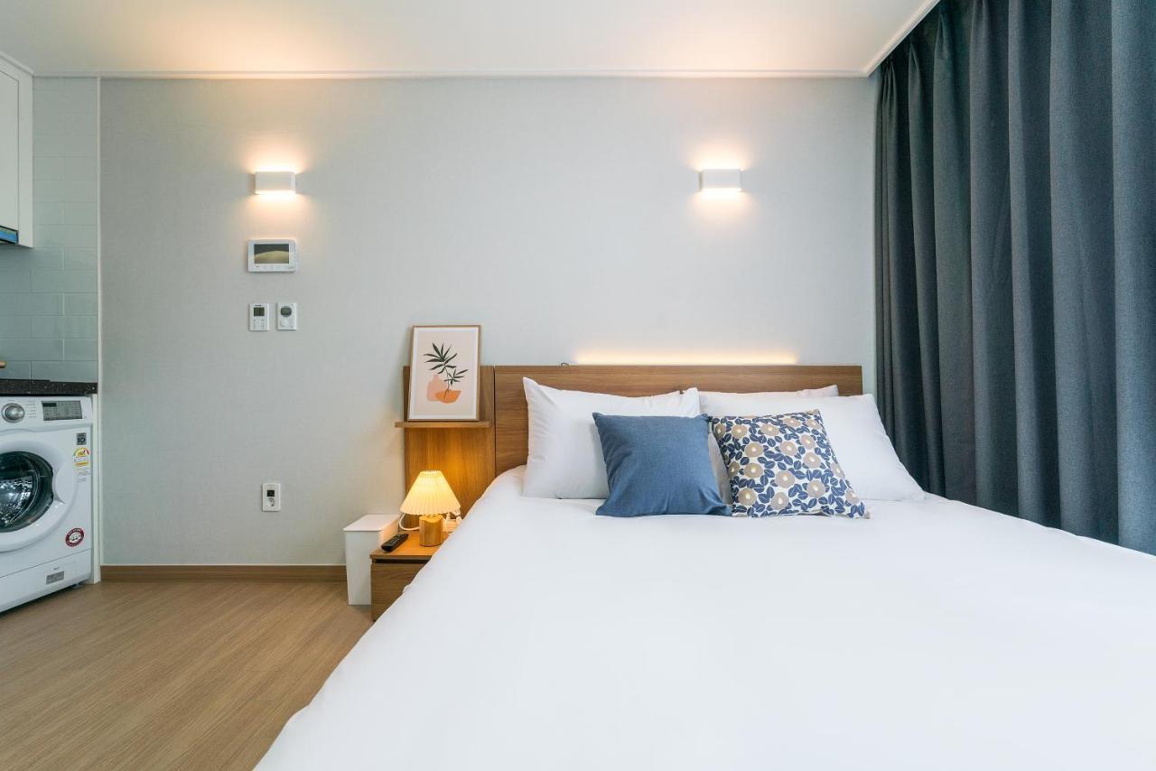 Urbanstay Jeju Airport Экстерьер фото