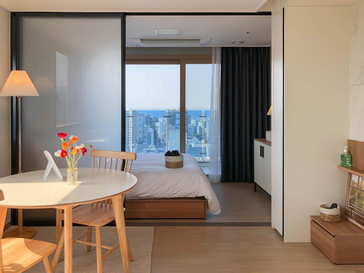 Urbanstay Jeju Airport Экстерьер фото