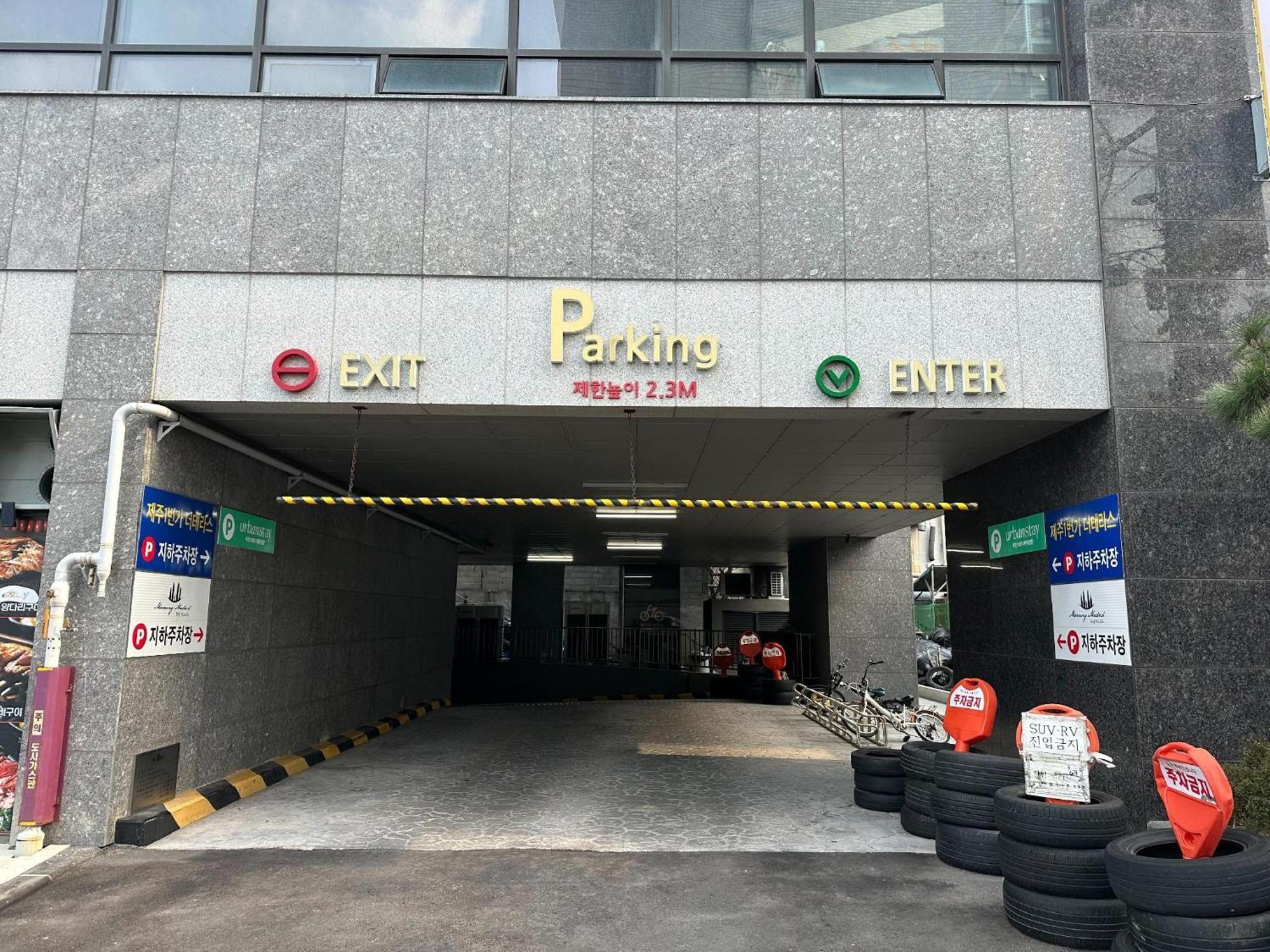 Urbanstay Jeju Airport Экстерьер фото